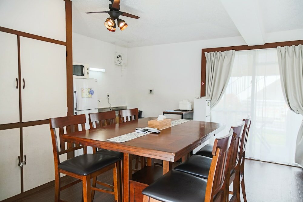 Фото Pine House in Churaumi