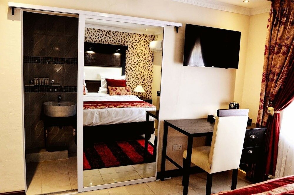 Фото Golden Door Villa