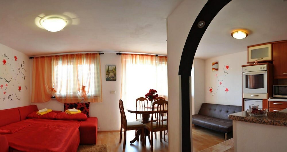 Фото Apartments Green Place