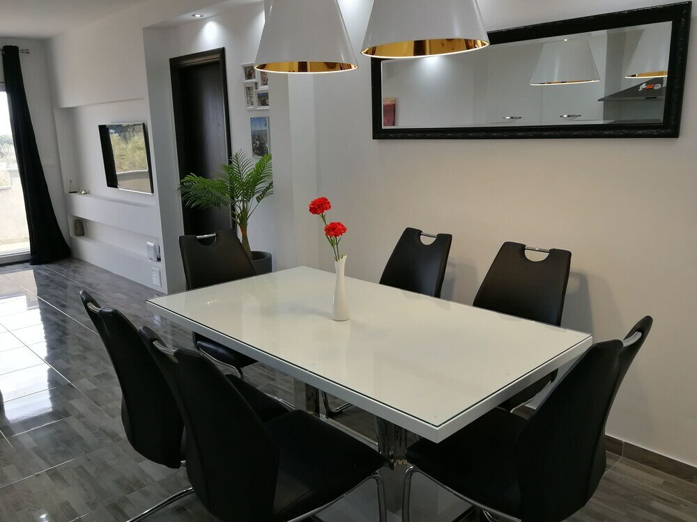 Фото Deluxe apartment BellaCosta