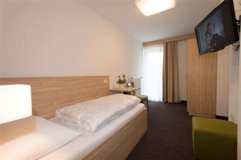 Фото Hotel Stifter