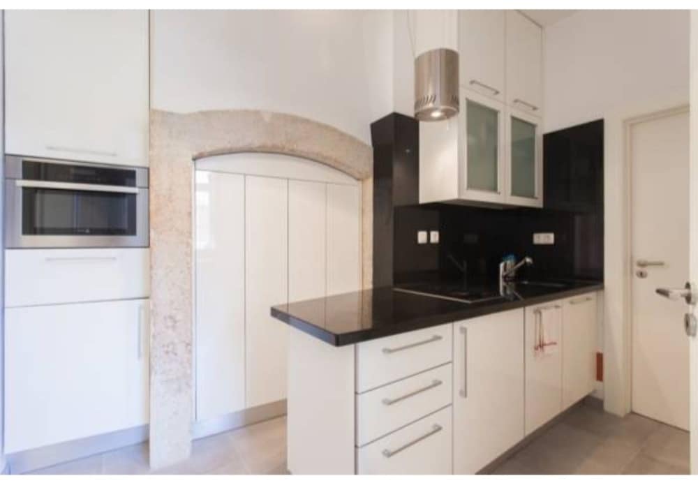 Фото Gonzalo's Guest Apartments - Downtown Historic Flats II