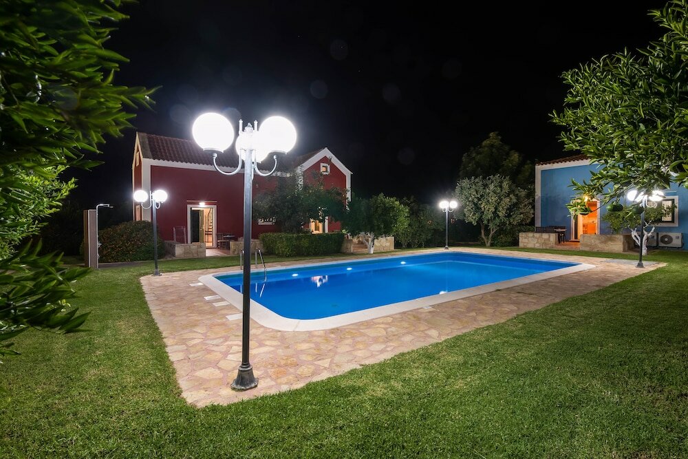 Фото Athousakis Village