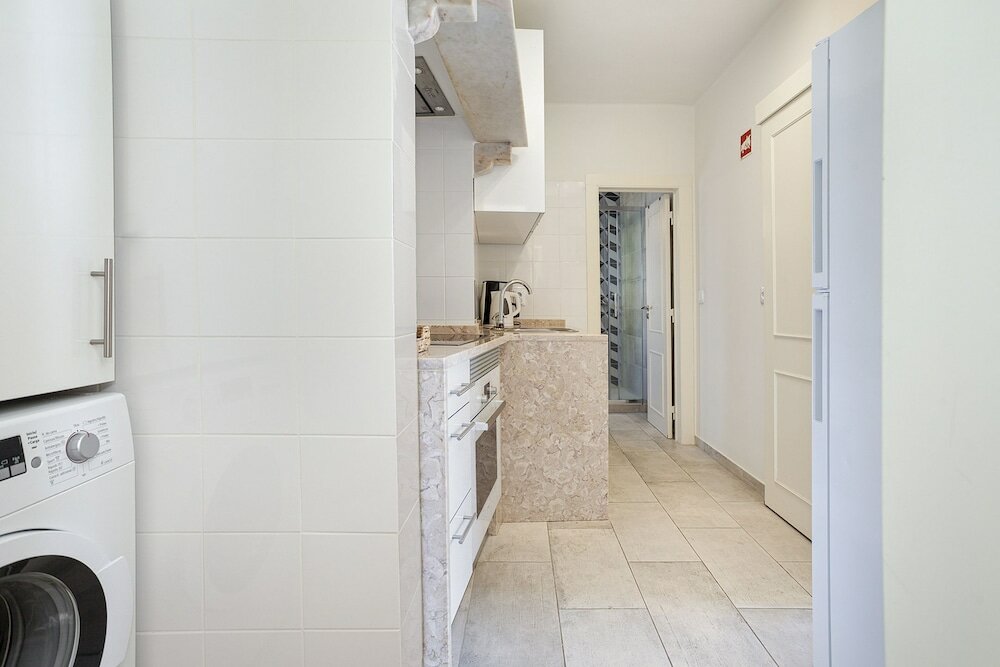 Фото Gonzalo's Guest Apartments - Downtown Historic Flats III