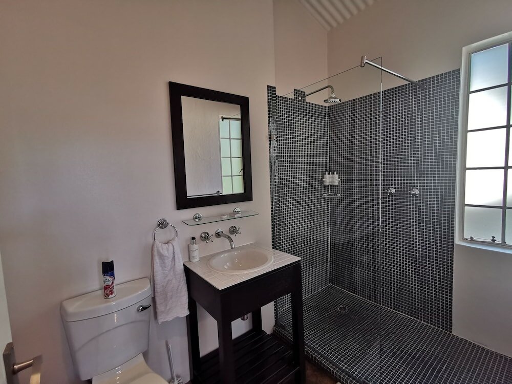 Фото The Hillside House