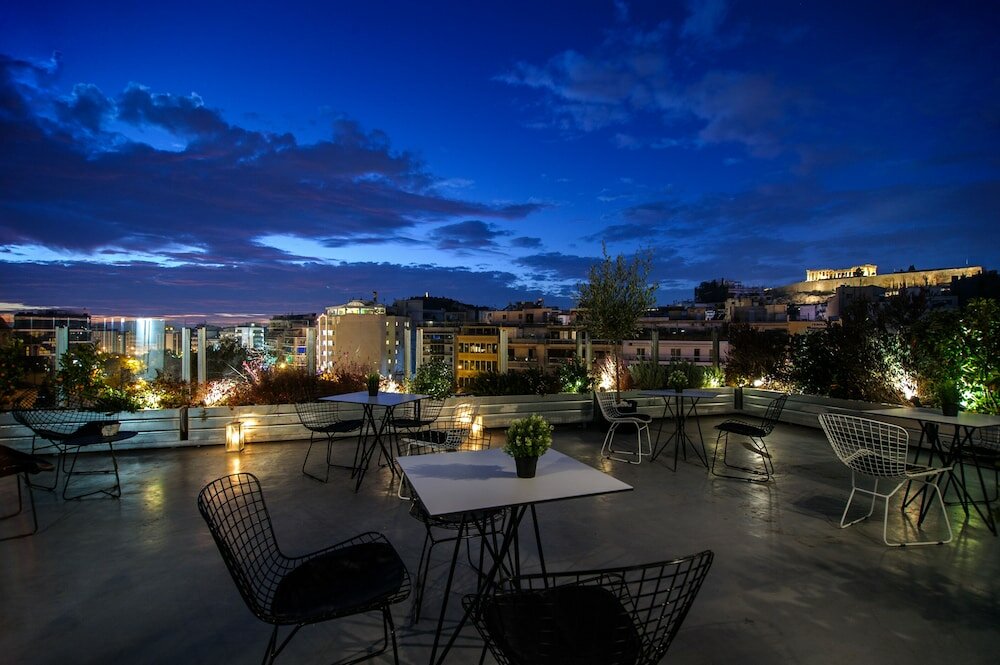 Фото B4b Athens Signature Hotel