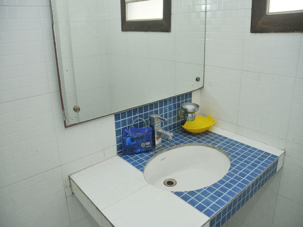 Фото Oyo 3353 Apartment Royal Residency