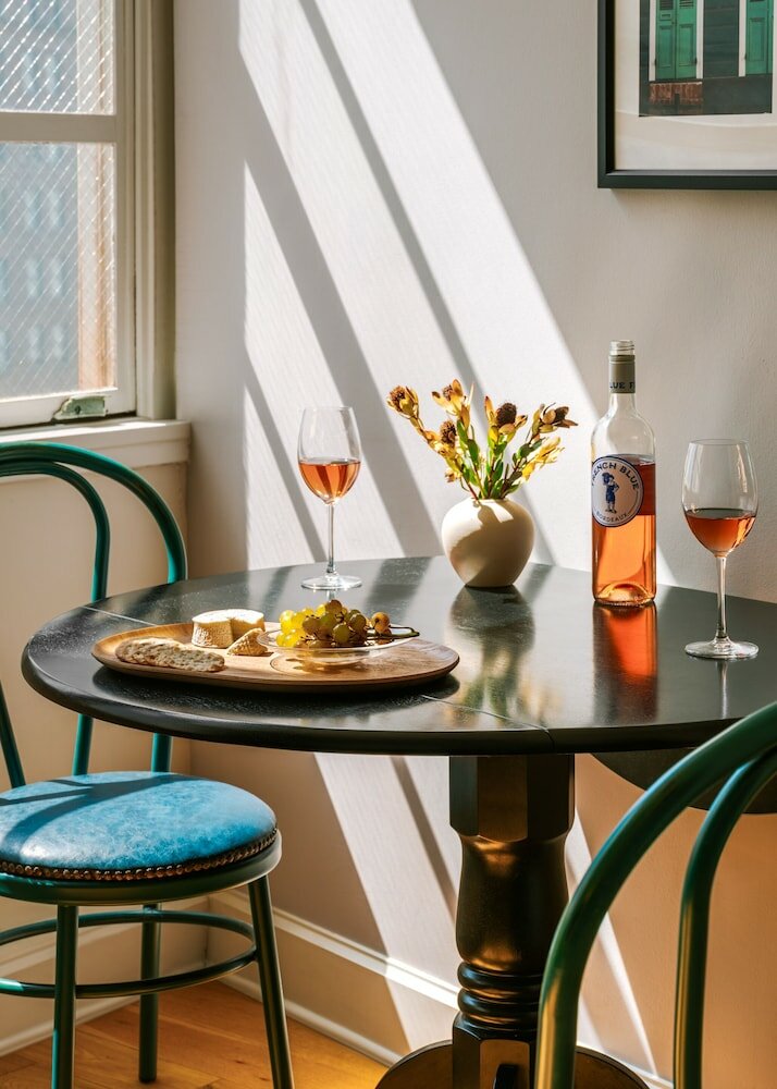 Фото Sonder Lafayette Square