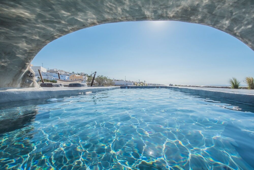 Фото Finikia Memories Hotel