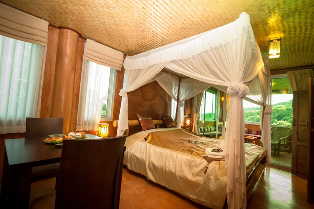 Фото Monmaen Resort & SPA