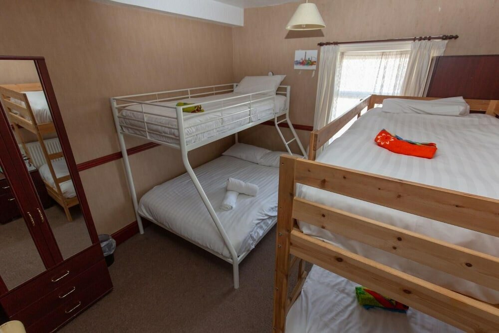 Фото The Riviera Hotel