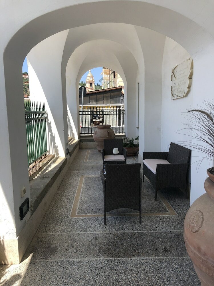 Фото Villa Shelley Boutique Hotel