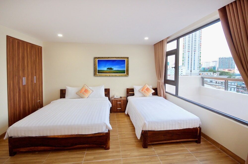 Фото Harvey Hotel & Apartments