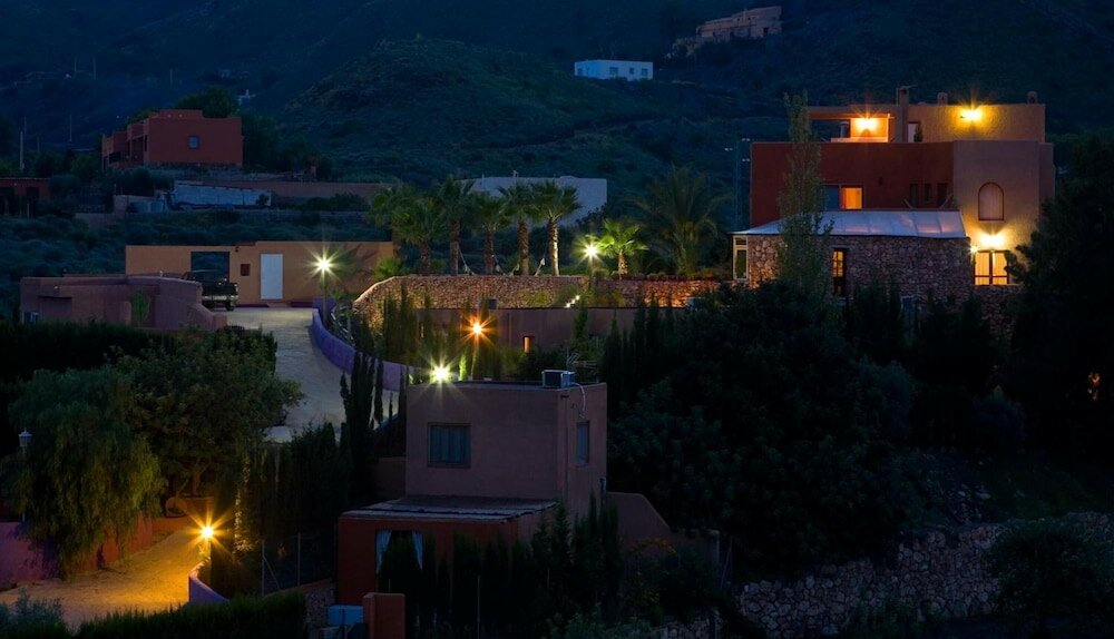 Фото Cortijo de la Media Luna