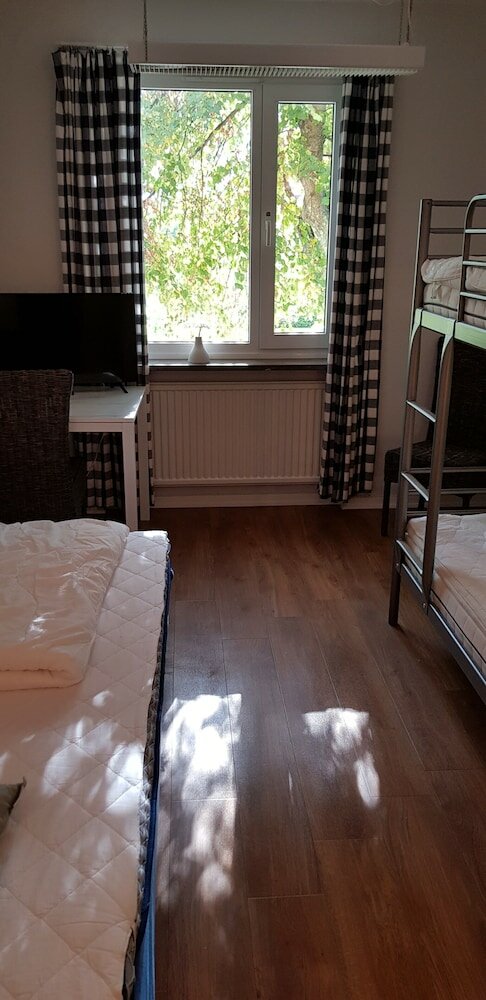 Фото Huskvarna Hotell & Vandrarhem