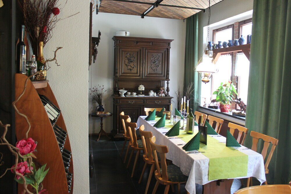 Фото Hotel und Restaurant die Burg