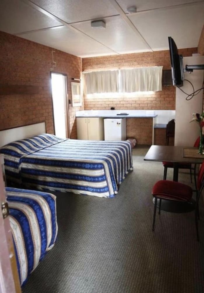 Фото Condobolin Motor Inn