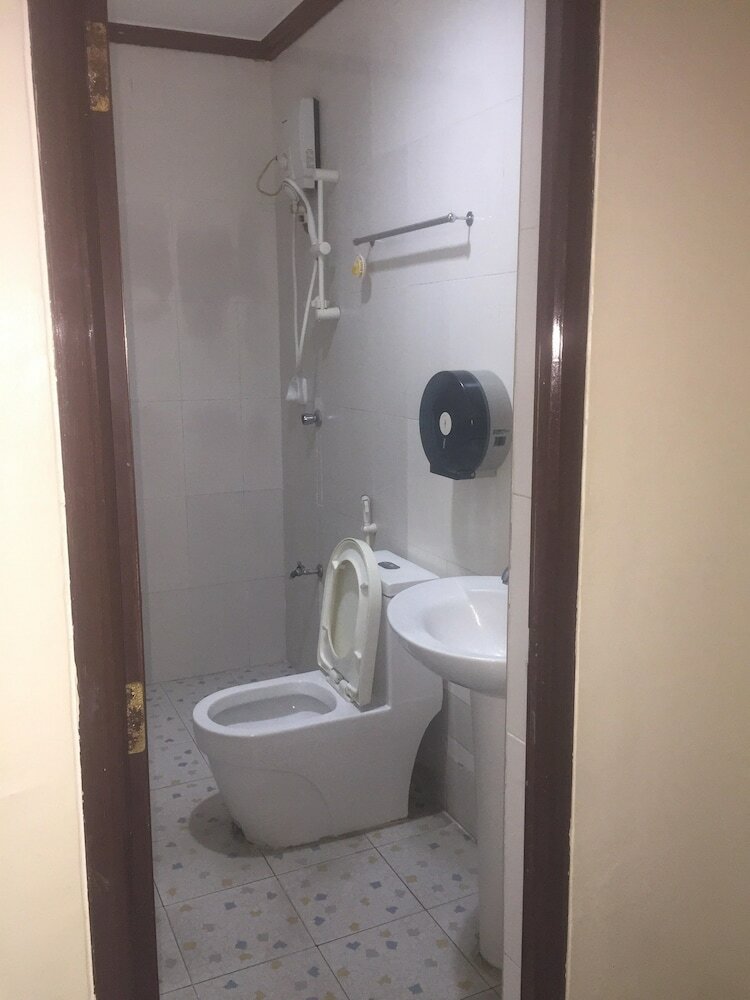 Фото Jeamco Royal Hotel - Baybay