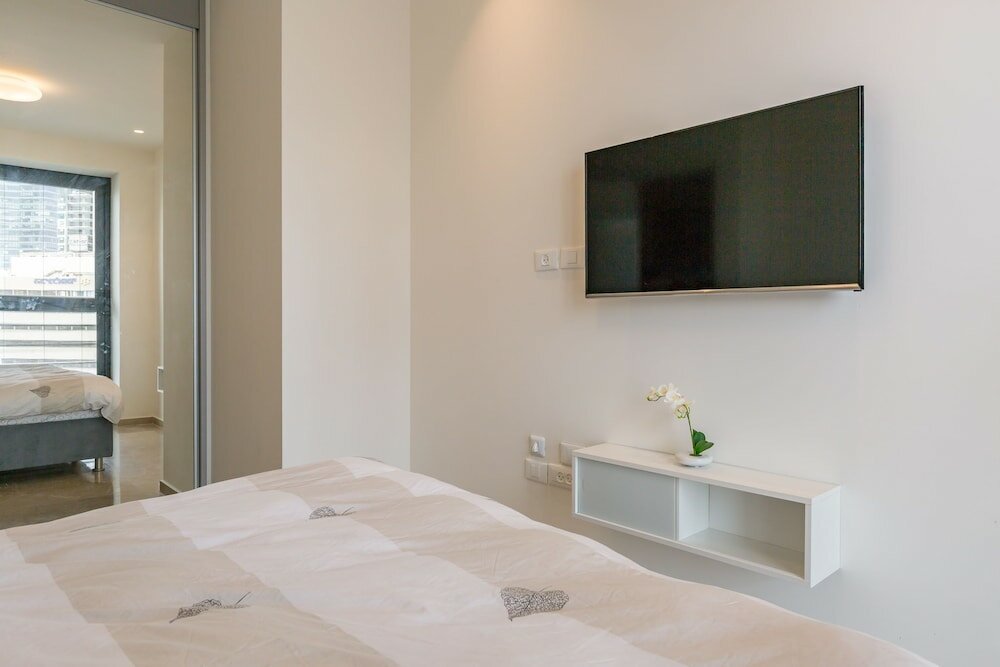 Фото White City Tower