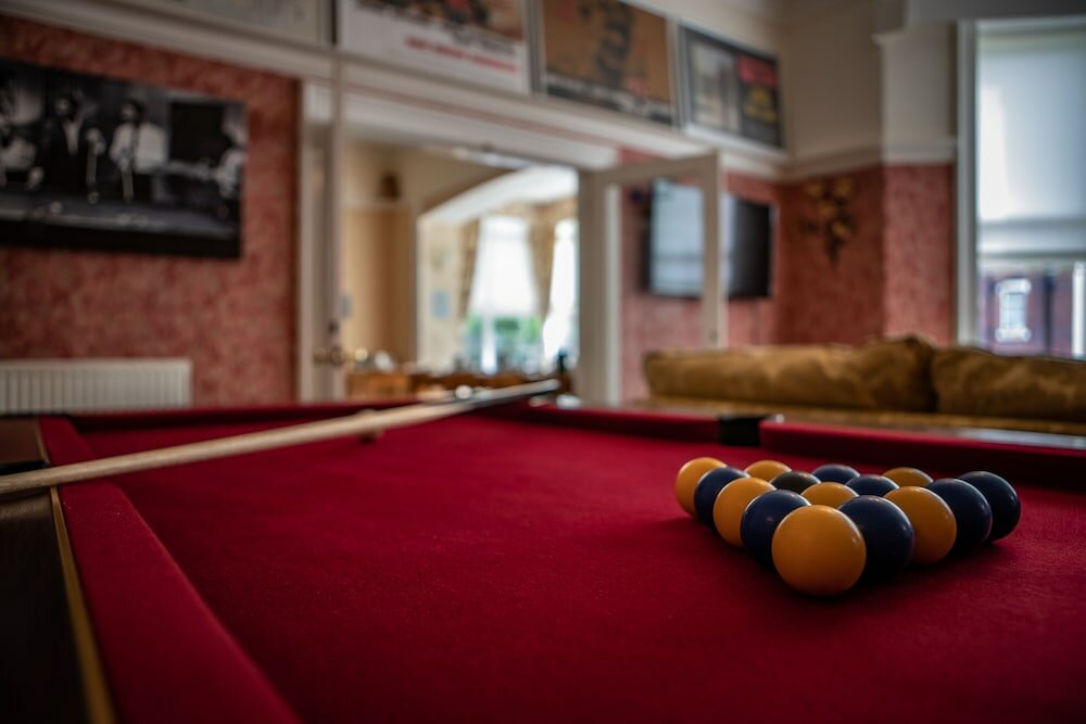 Фото Raincliffe Hotel