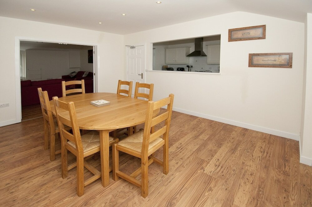 Фото Cunard Apartments