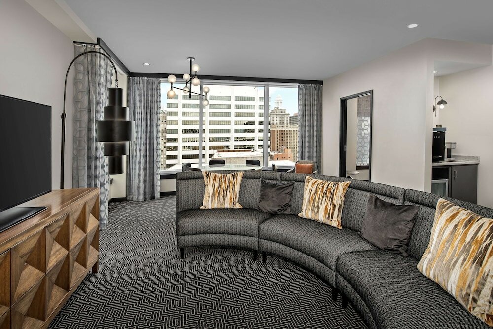 Фото The Troubadour Hotel New Orleans, Tapestry Collection by Hilton