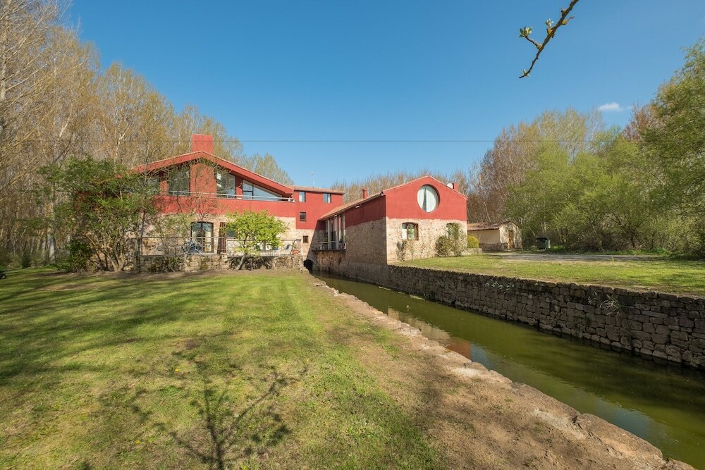Фото Hotel El Molino de Salinas