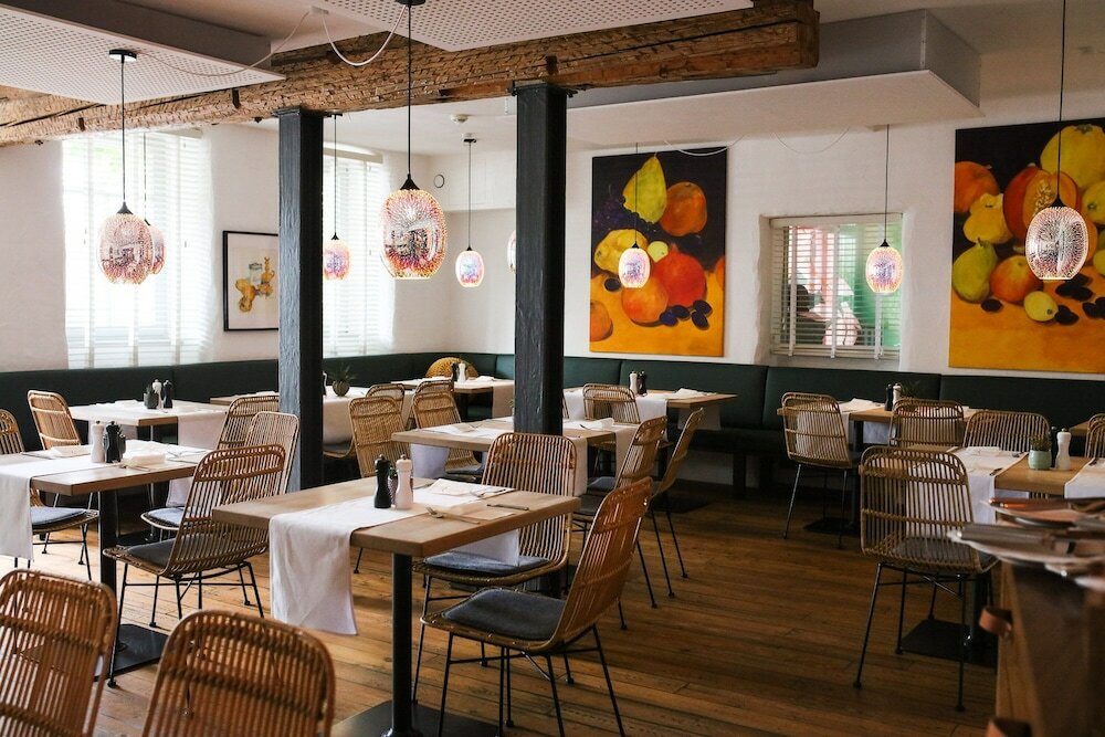 Фото Weinforum Franken Hotel & Restaurant