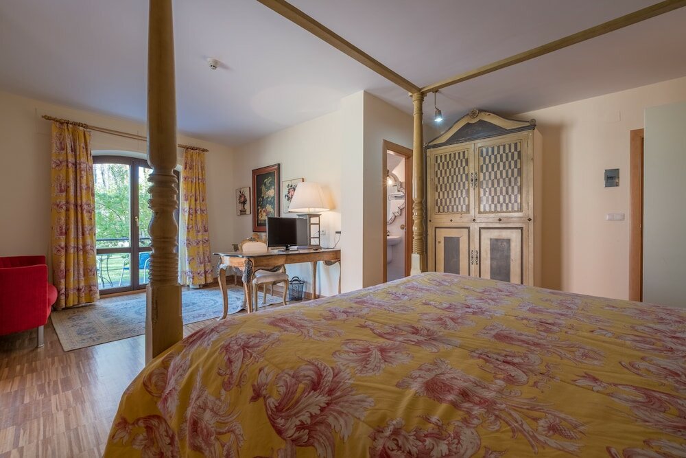 Фото Hotel El Molino de Salinas