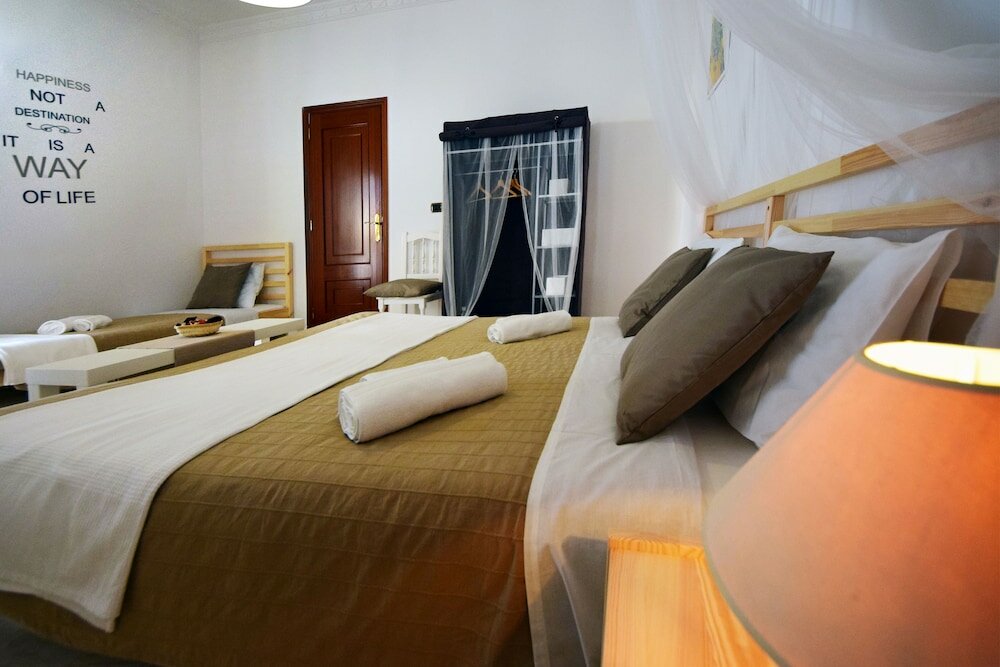 Фото Casa Emblematica Armonia