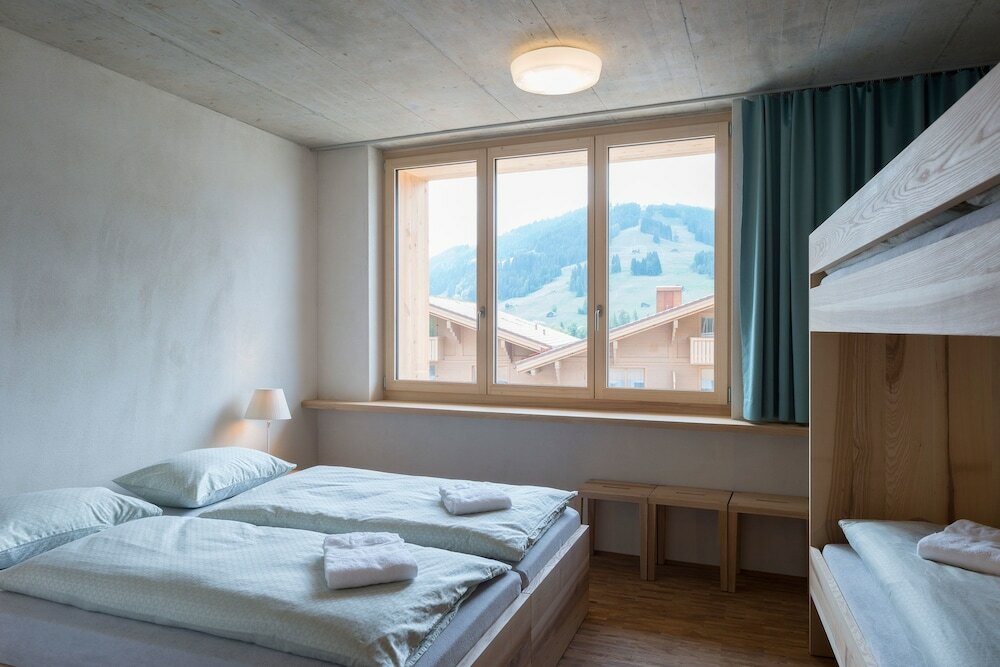 Фото Youth Hostel Gstaad Saanenland