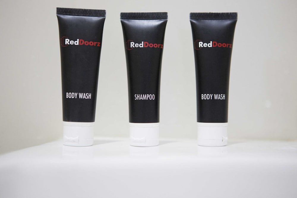 Фото RedDoorz @ Radio Dalam