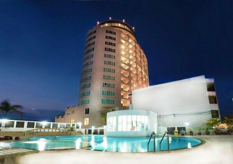 Гостиница River City Hotel в Мукдахане