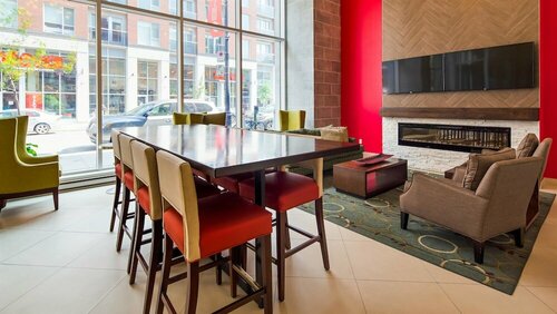 Гостиница Best Western Plus Hotel Montreal в Монреале