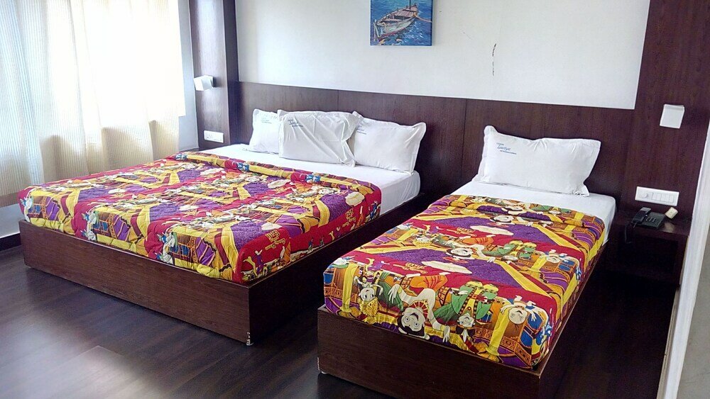 Фото Hotel Luciya International