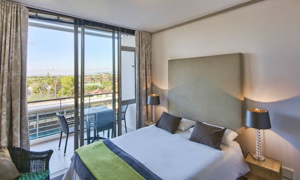 Фото The Quadrant Apartments