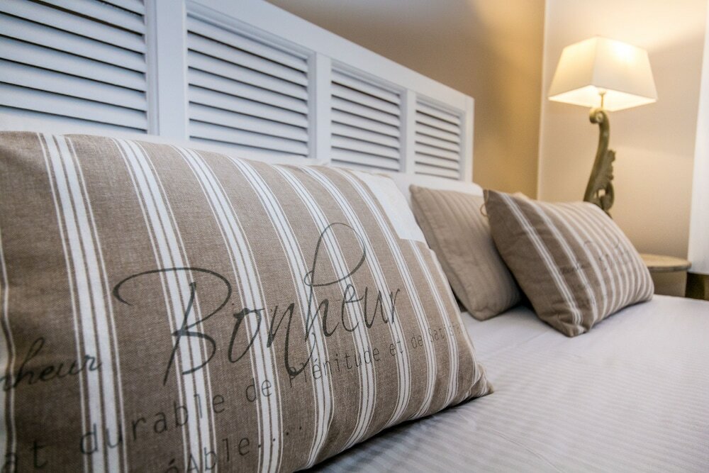 Фото Maxim bed and breakfast Suite Rooms