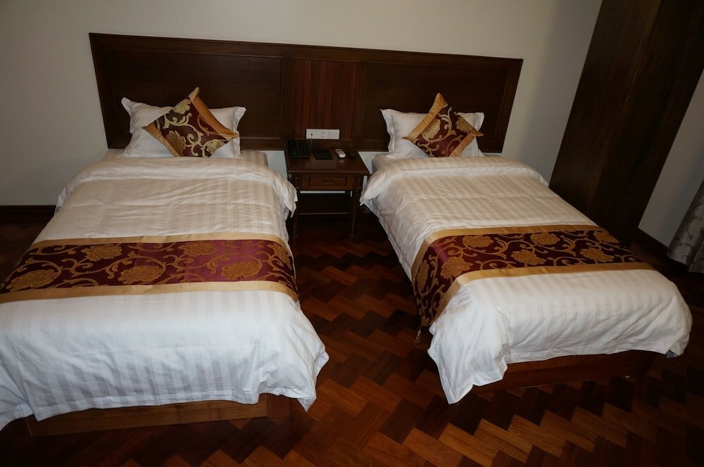 Фото The Home Hotel