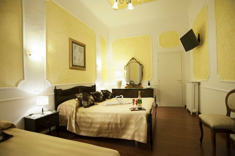 Гостиница Palazzo Salini Luxury B&b