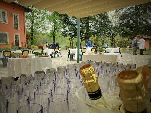 Гостиница La Ferté restaurant and suites в Асти