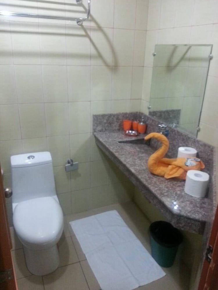 Фото Manora Apartments and Guest House