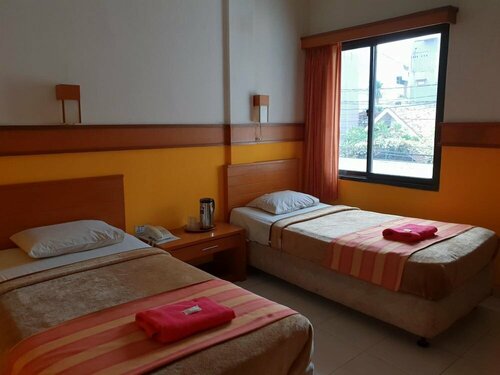 Гостиница Hotel Caravan в Джакарте
