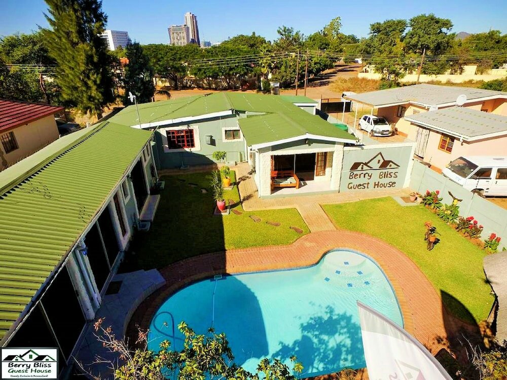 Фото Berry Bliss Guest House