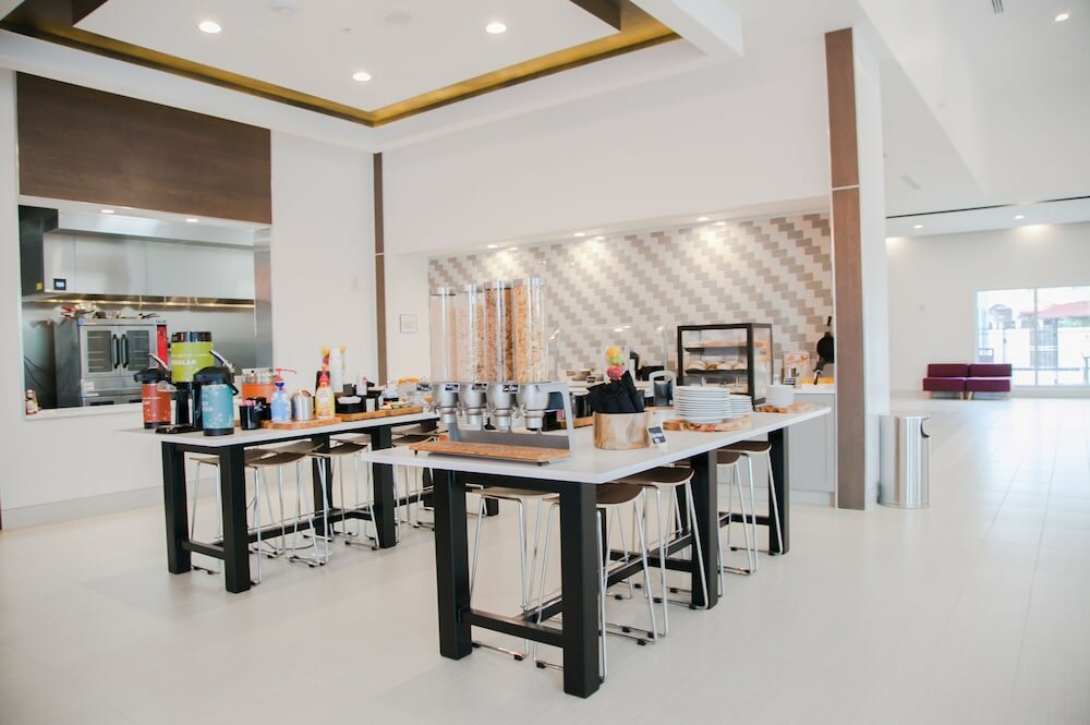 Фото Hilton Garden Inn Tampa Suncoast Parkway