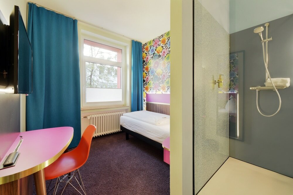 Фото 146038874193