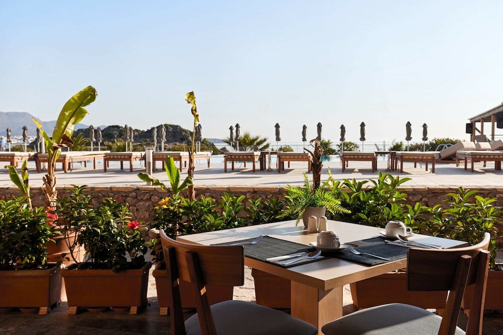 Фото Blue Marine Resort & SPA Hotel