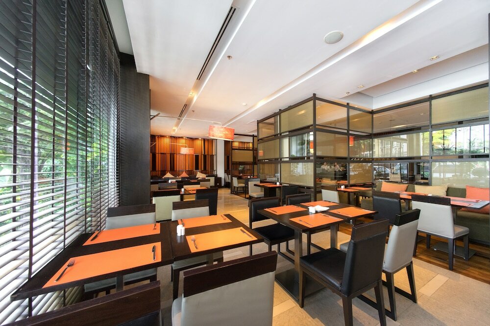 Фото Signature Pattaya Hotel