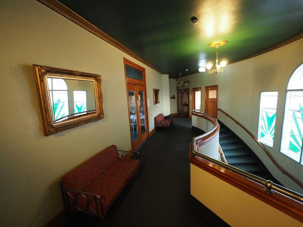 Фото Whakatane Hotel