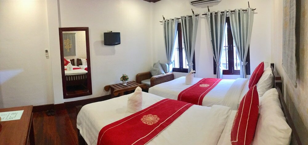 Фото Pangkham Lodge Hotel