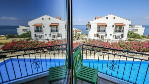 Гостиница Karaburun Konak Hotel в Карабуруне